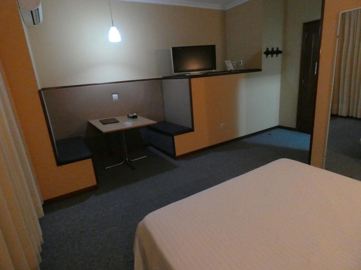 Motel Caldas Caldas de Reis Kültér fotó